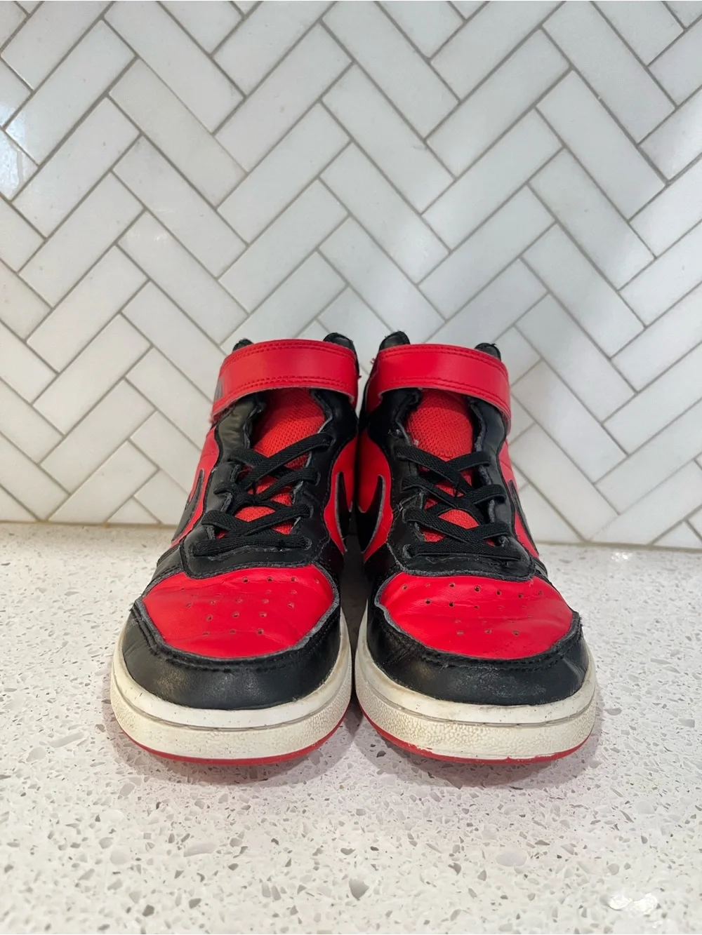 Nike Court Borough Mid 2 Sneaker Youth Size 1Y